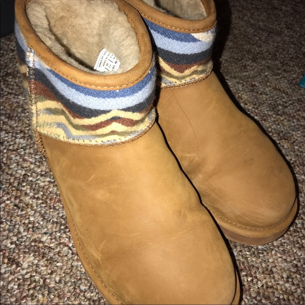 Ugg short boots Pendleton edition